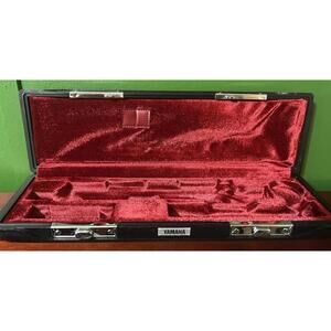 Hard Shell Yamaha Flute Case – Durable, Protective, Excellent Condition